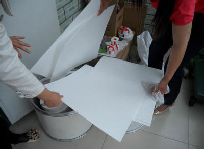 Lerta ptfe ekspansio vendas al Usono
